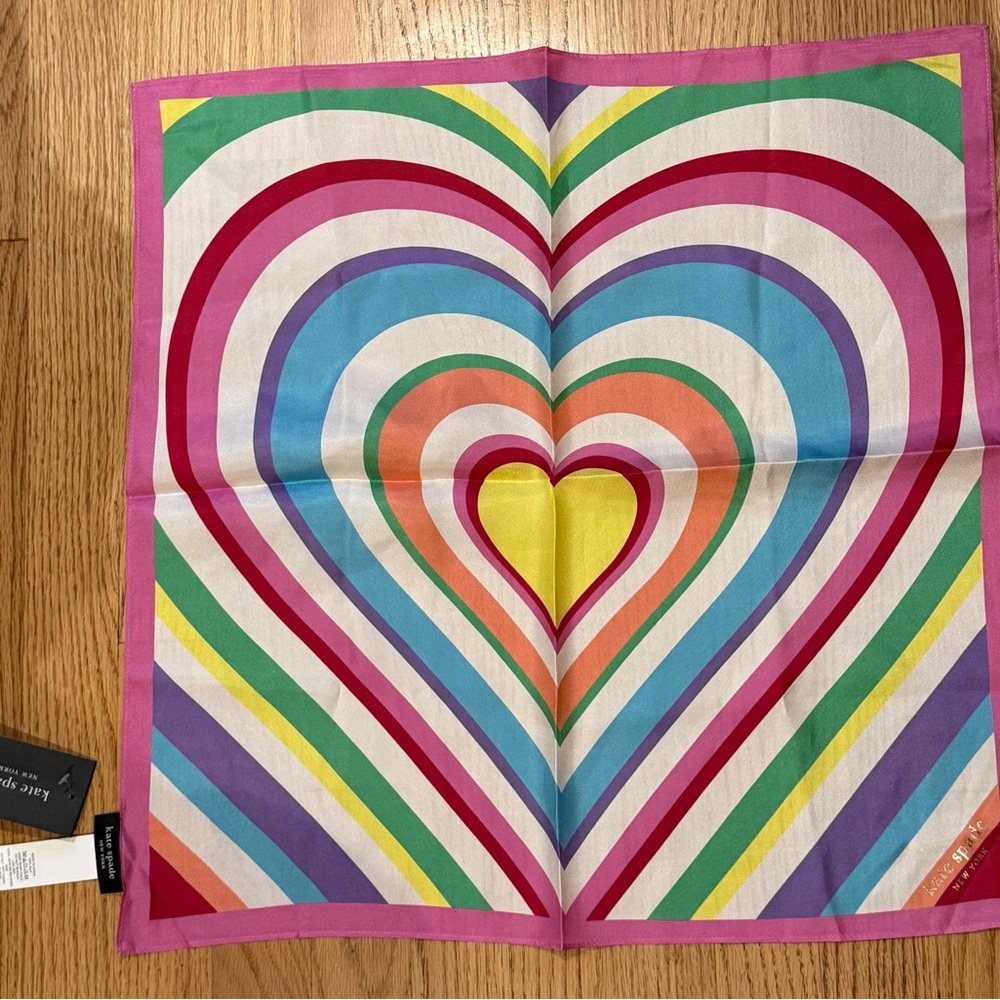 NWT Kate Spade Rainbow Heart Silk Bandana Scarf Multicolor New - Picture 4 of 4